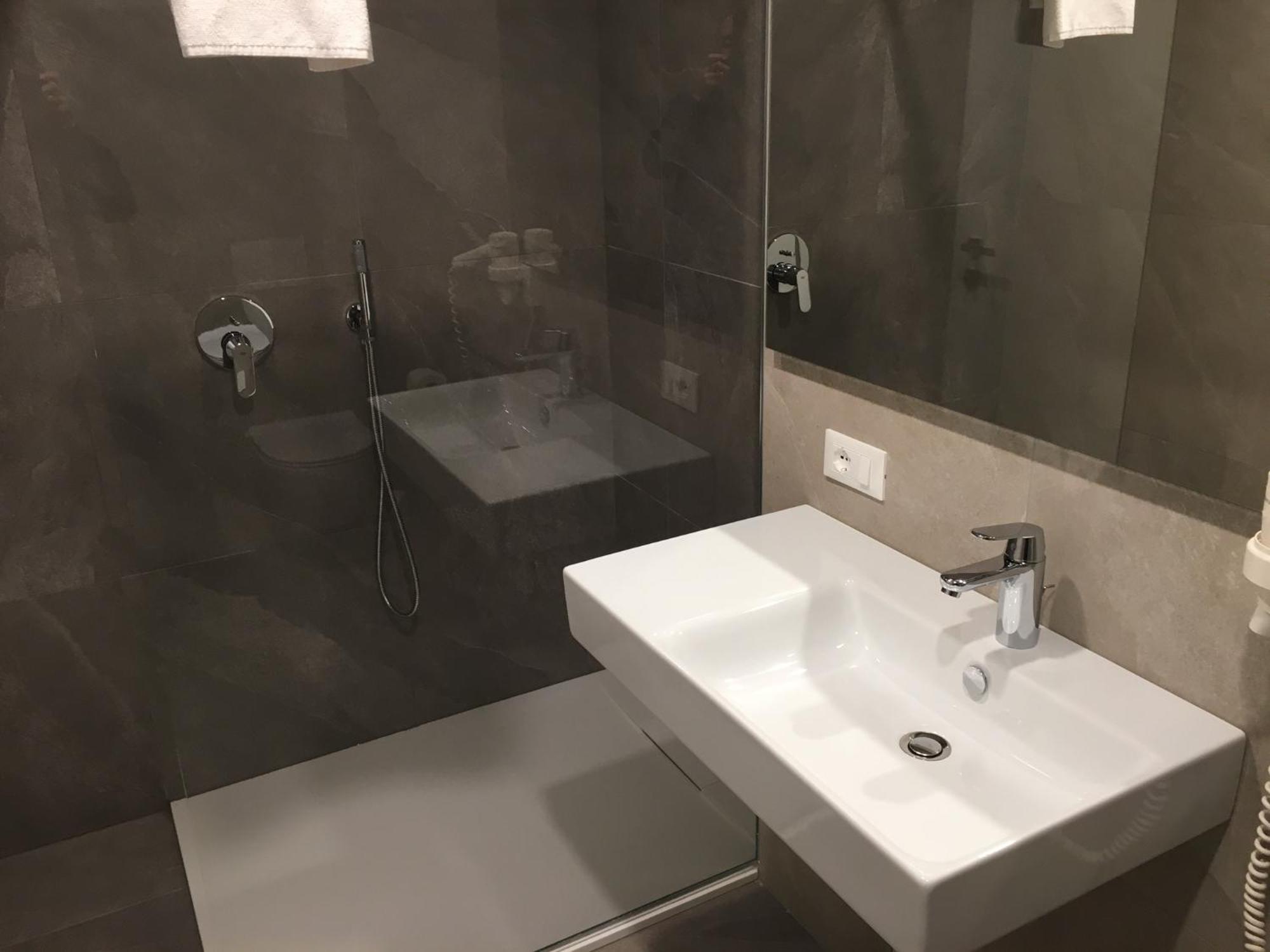 ריבה דל גארדה Residence Marina מראה חיצוני תמונה