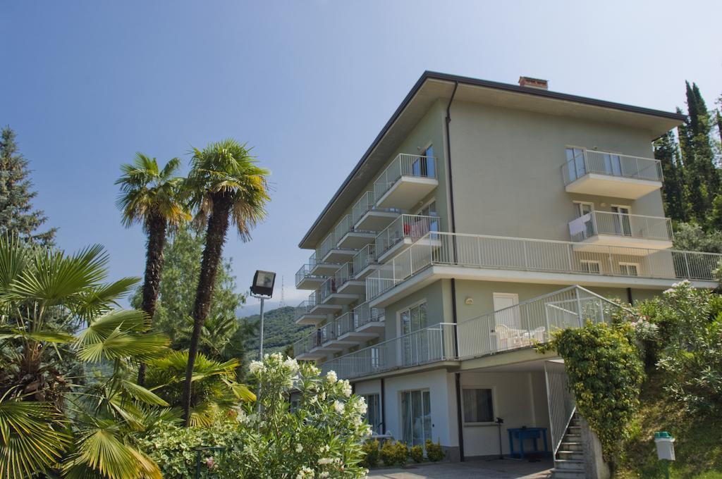 ריבה דל גארדה Residence Marina מראה חיצוני תמונה