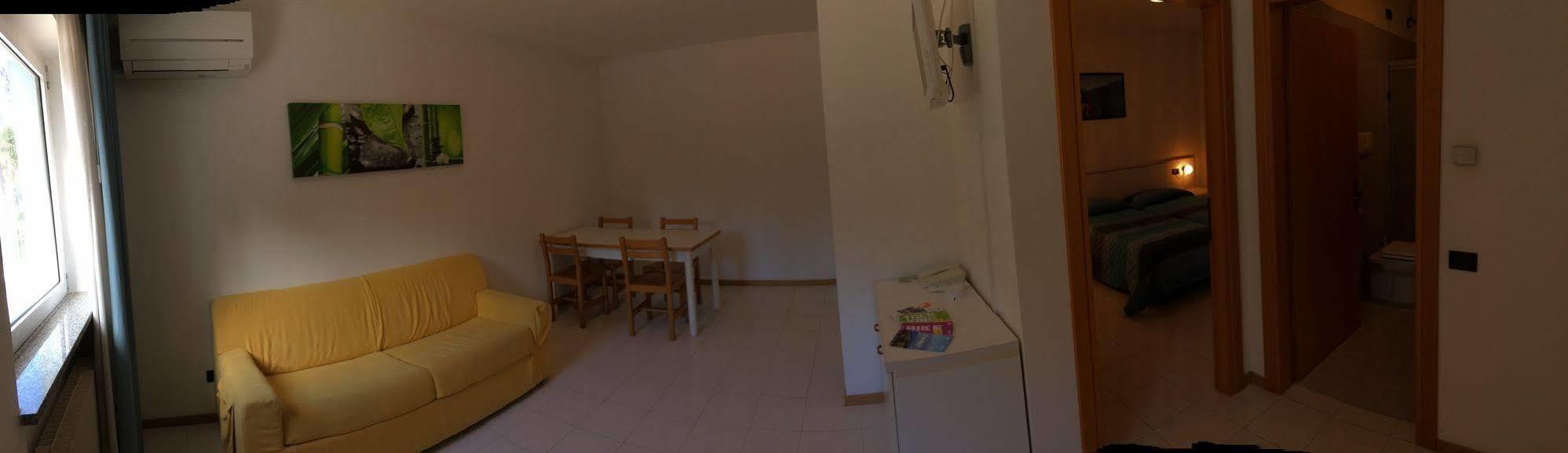 ריבה דל גארדה Residence Marina מראה חיצוני תמונה