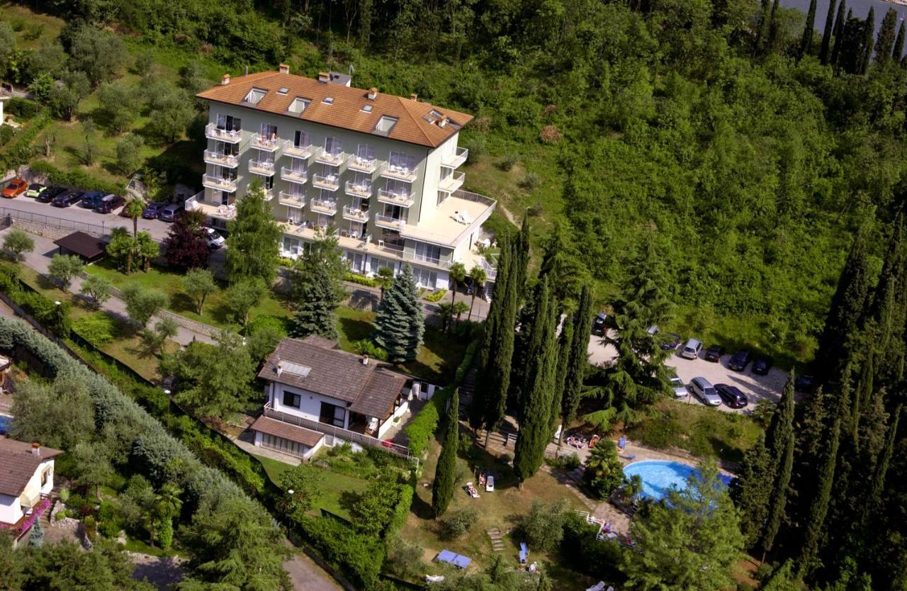ריבה דל גארדה Residence Marina מראה חיצוני תמונה